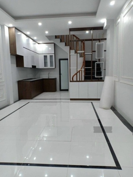 Bán gấp nhà 4 tầng Di Trạch vị trí siêu đẹp